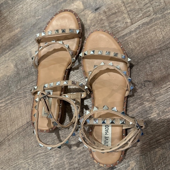 Steve Madden travel women’s sandal - Picture 2 of 4